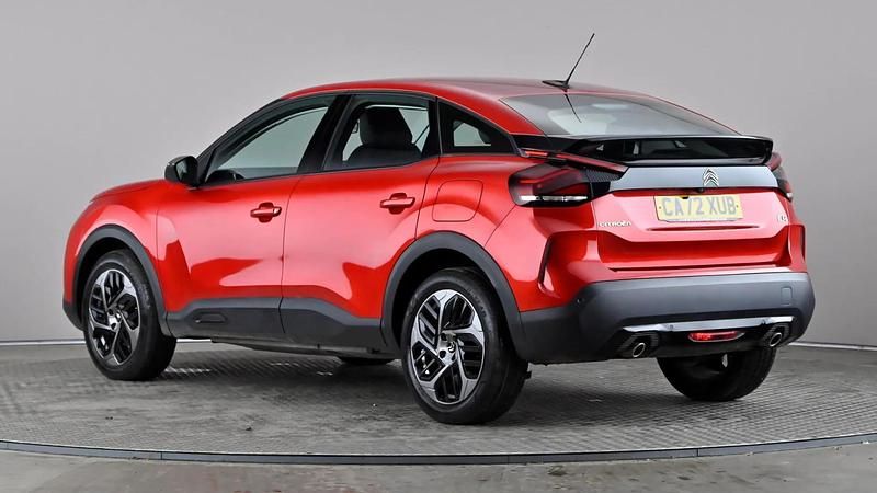 Used Citroën C4 PureTech 131 HP (96 kW) 2022 Red Hatchback