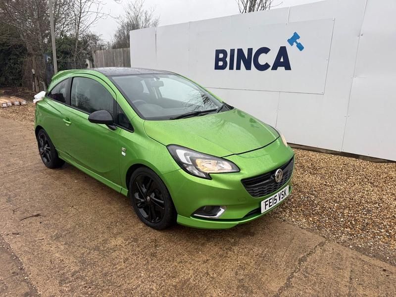 Second-hand Vauxhall Corsa Edition 115 CP (84 kW) 2015 Verde Hatchback