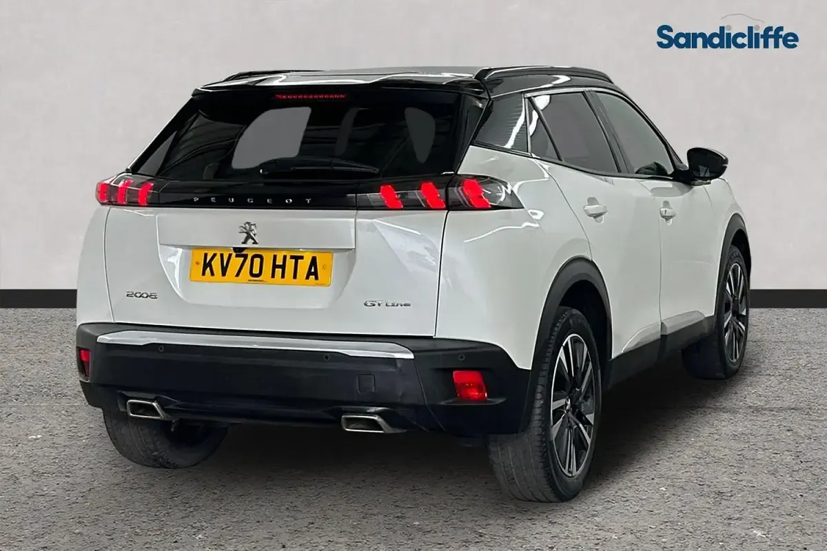 Used Peugeot 2008 GT-line 129 HP (94 kW) 2020 Pearlescent  pearlescent white SUV