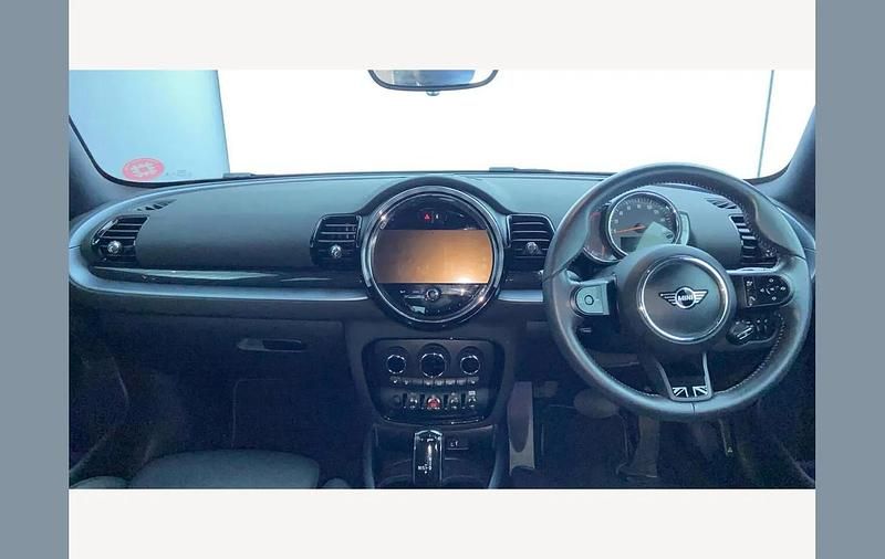 Used Mini Cooper Clubman Exclusive 136 HP (100 kW) 2022 Black Estate