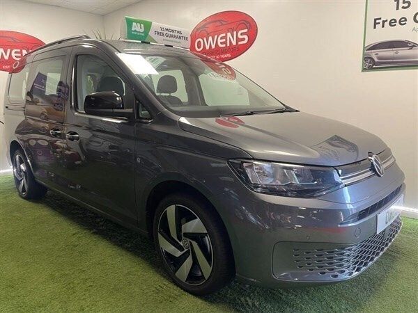 Grey Used 2021 VW Caddy Maxi Life MPV | £26,500 (Fair price) - Image 1/1