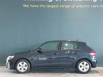 Used Audi A1 Design 95 HP (69 kW) 2021 Blue SUV