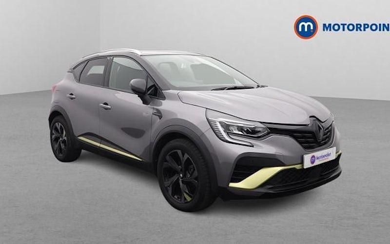Used Renault Captur Engineered 143 HP (105 kW) 2024 Grey/black SUV
