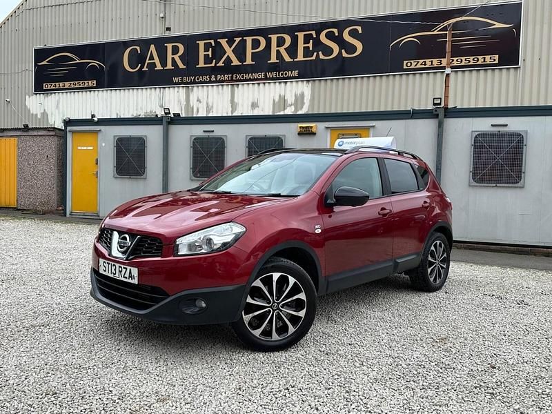 Used Nissan Qashqai 360º 2013 Red SUV