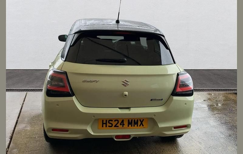 Used Suzuki Swift 82 HP (60 kW) 2024 Yellow Hatchback