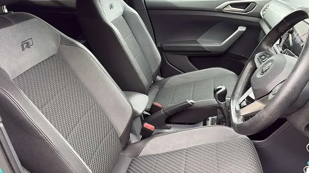 Usado VW T-Cross R-line 113 HP (83 kW) 2020 Other SUV
