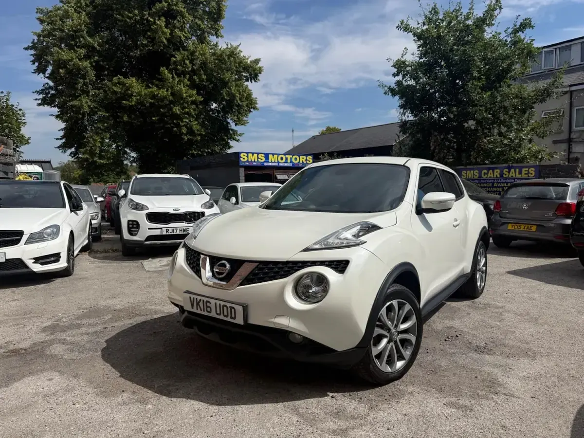 Used Nissan Juke Tekna 2016 White SUV