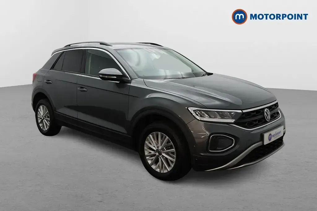 Used VW T-Roc Life 110 HP (80 kW) 2023 SUV