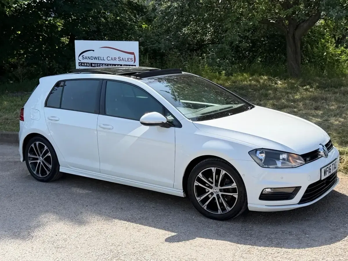 Used VW Golf VII R-line 2016 White Hatchback