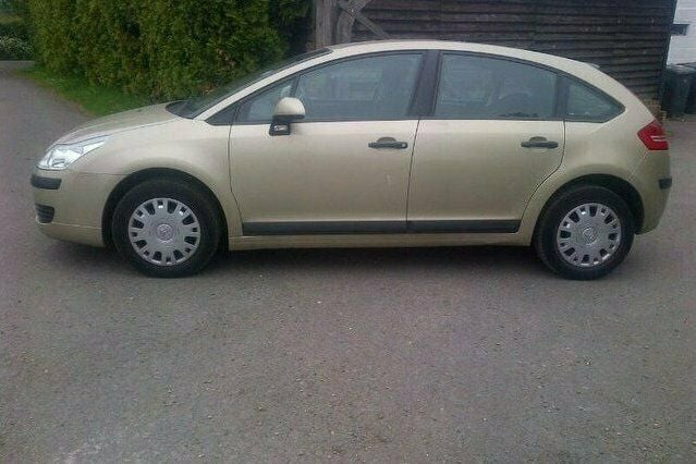 Used Citroën C4 90 HP (66 kW) 2006 Hatchback