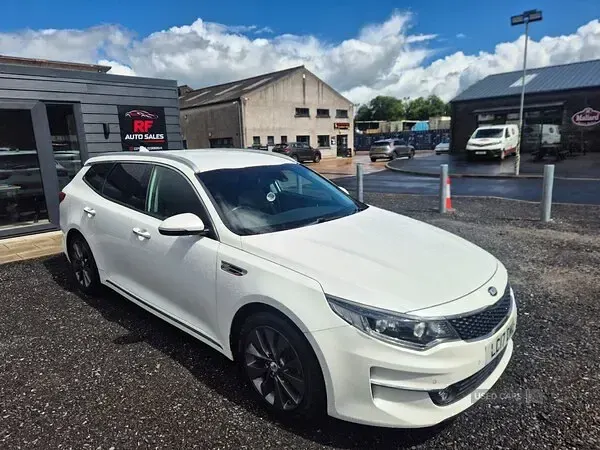 Used Kia Optima 141 HP (103 kW) 2017 White Estate