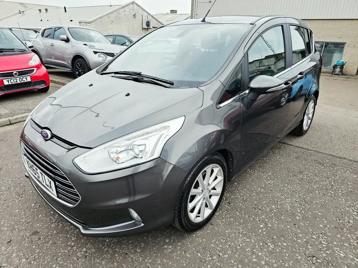 Used Ford B-MAX Titanium 105 HP (77 kW) 2016 Grey MPV