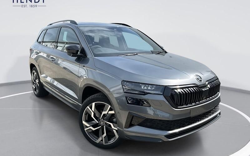 Used 2026 Skoda Karoq SportLine SUV | £35,998 (Expensive) - Image 1/4
