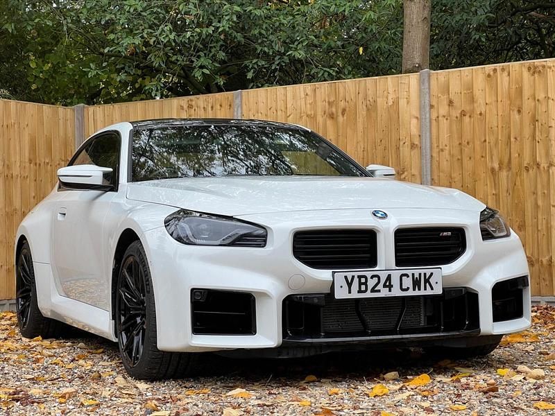 White Used 2024 BMW M2 Coupe | £58,000 (Expensive) - Image 1/4