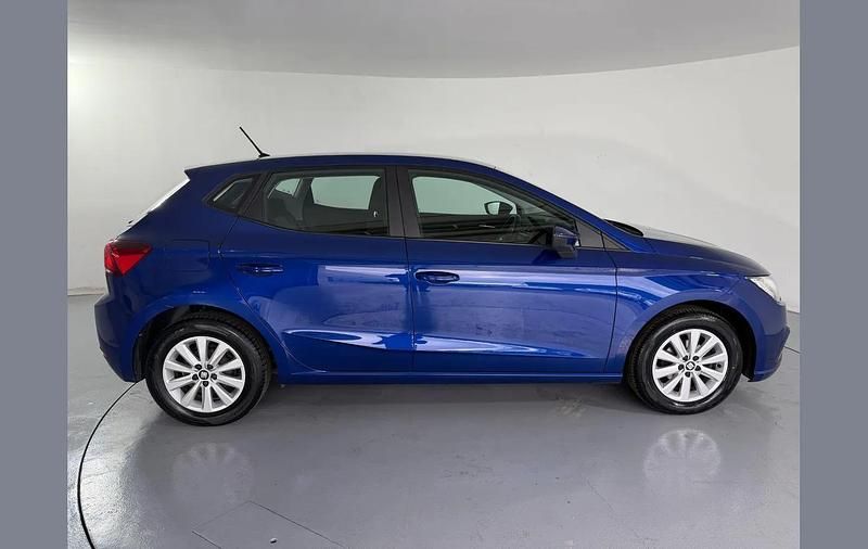 Begagnad Seat Ibiza SE 94 HK (69 kW) 2017 Blå Halvkombi