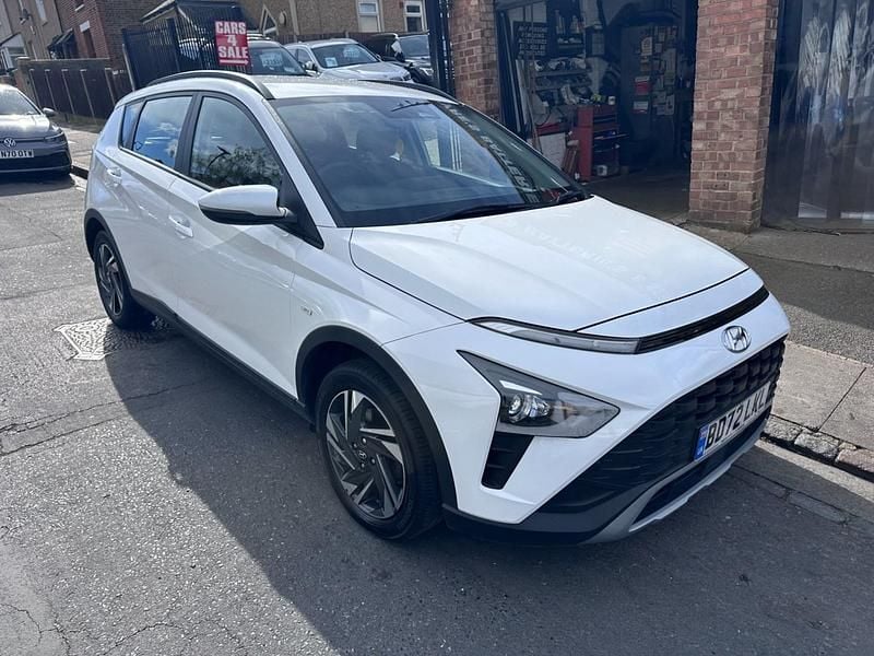 Used Hyundai Bayon SE 100 HP (73 kW) 2023 White SUV