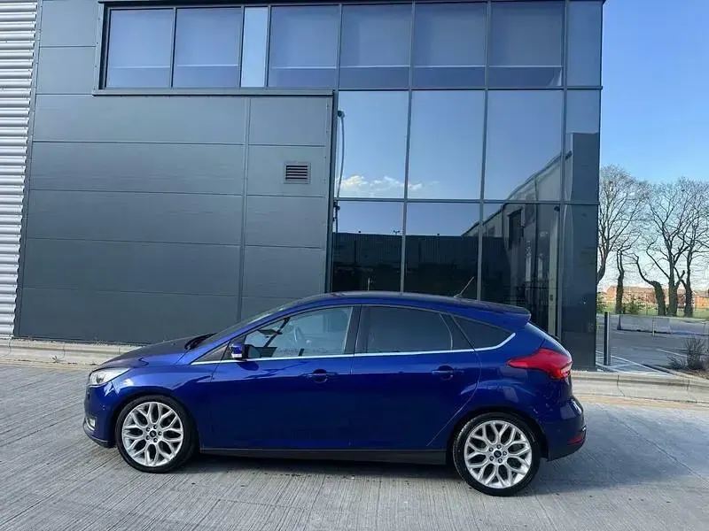 Used Ford Focus Titanium X 120 HP (88 kW) 2018 Blue Hatchback