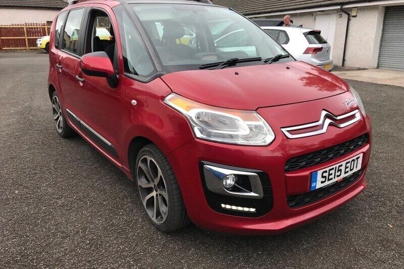 Red Used 2015 Citroën C3 Picasso SELECTION MPV | £3,495 (Good price) - Image 1/1