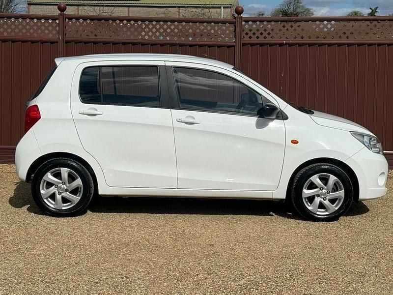 Used Suzuki Celerio SZ3 68 HP (50 kW) 2016 White Hatchback