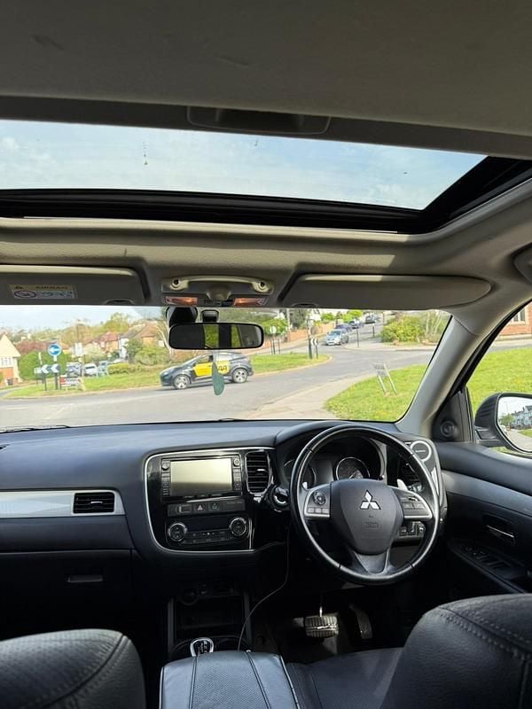 Used Mitsubishi Outlander P-HEV 2014 Black Estate