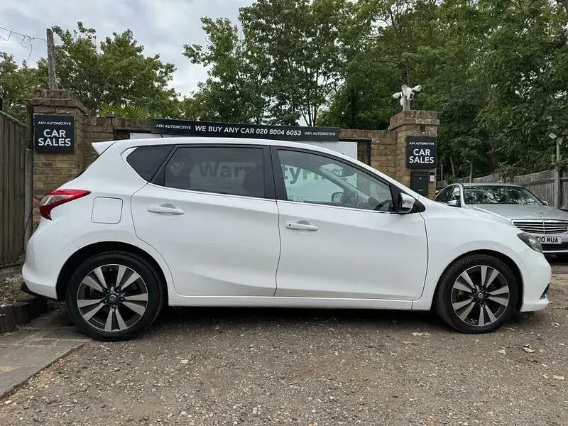 Used Nissan Pulsar N-TEC 190 HP (139 kW) 2016 White Hatchback