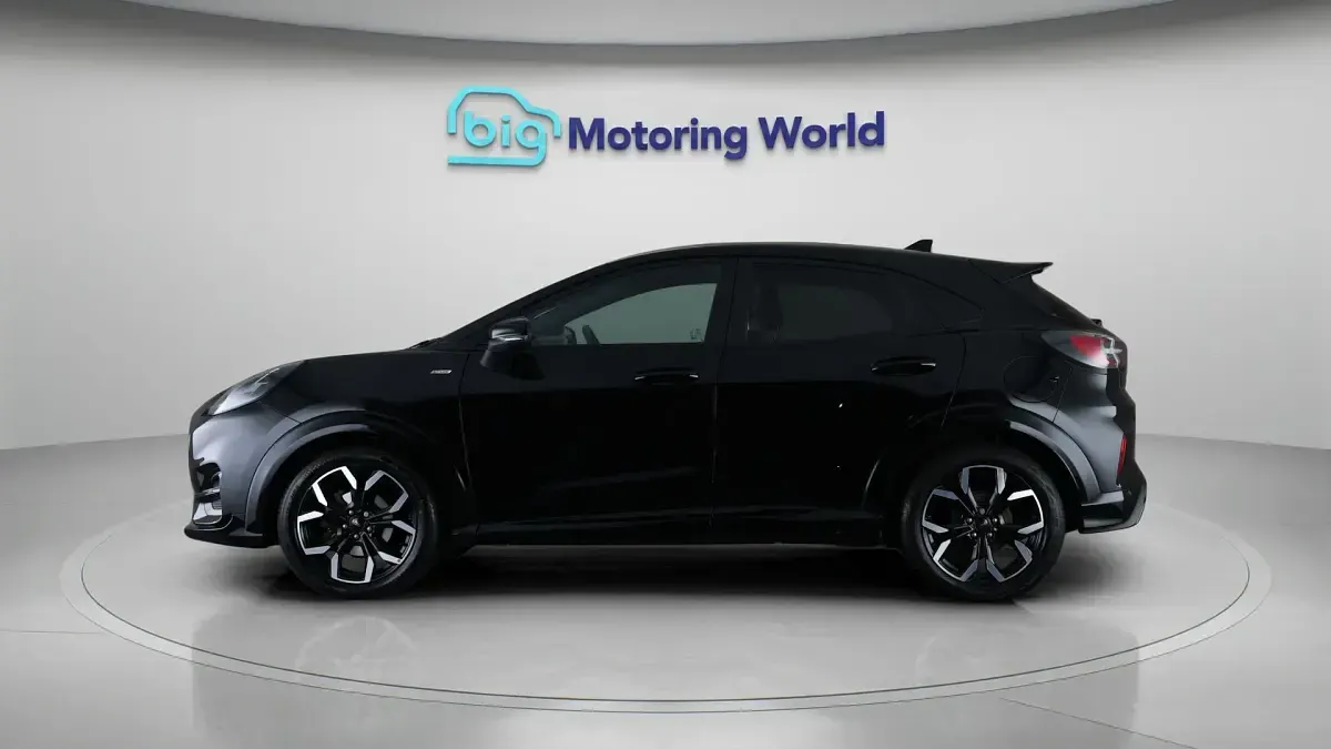 Second-hand Ford Puma ST-Line X 125 CP (91 kW) 2022 Negru SUV