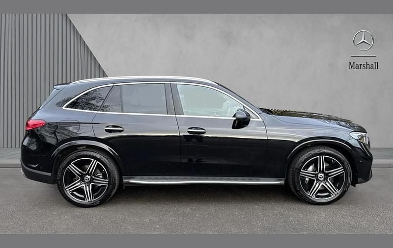 Used Mercedes GLC220 AMG Line Premium 194 HP (142 kW) 2025 Black SUV