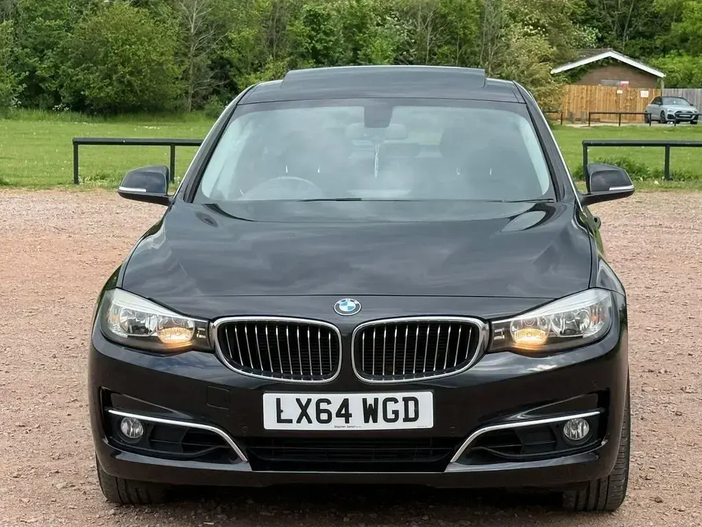 Used BMW 325 Luxury Line 2014 Black Hatchback
