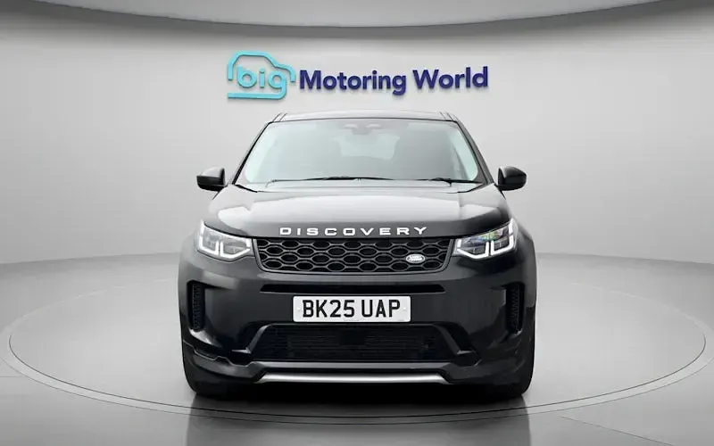 Used Land Rover Discovery 5 S 269 HP (197 kW) 2024 SUV