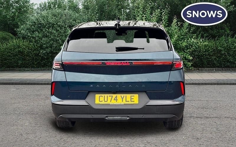 Used Vauxhall Grandland X GSe 136 HP (100 kW) 2024 Blue SUV