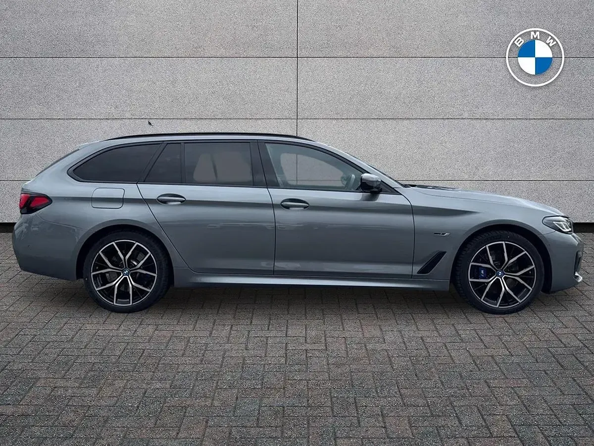 Used BMW 530e M Sport 288 HP (211 kW) 2023 Grey Estate