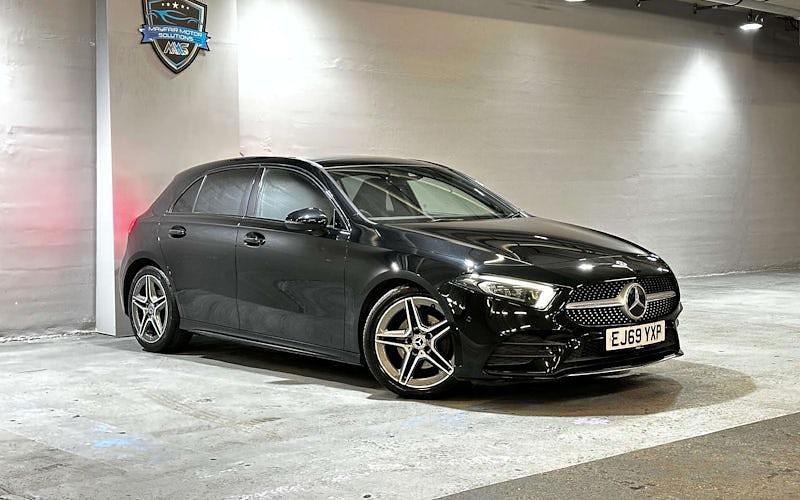 Used Mercedes A180 AMG Line Premium Plus 116 HP (85 kW) 2019 Black Hatchback