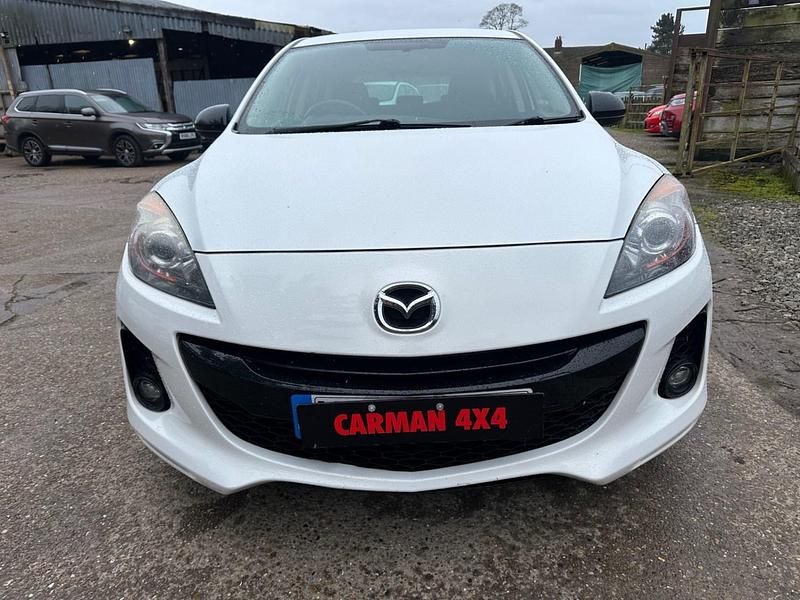 Used Mazda 3 Inclusive 185 HP (136 kW) 2013 White Hatchback