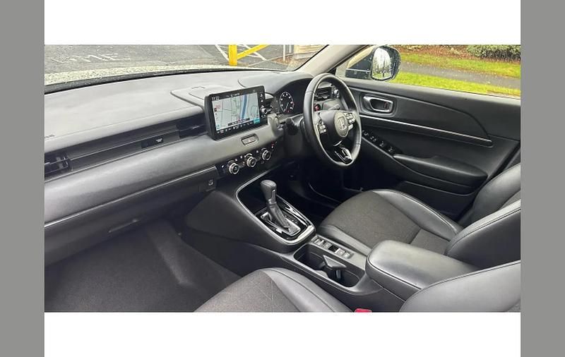 Used Honda HR-V Advance 131 HP (96 kW) 2021 Beige SUV