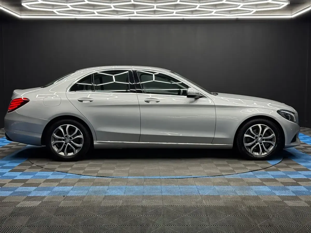 Used Mercedes C220 2016 Silver Sedan