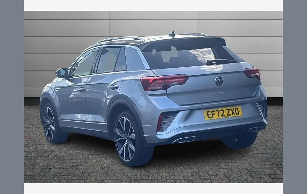 Usado VW T-Roc R-line 150 HP (110 kW) 2023 Prateado SUV