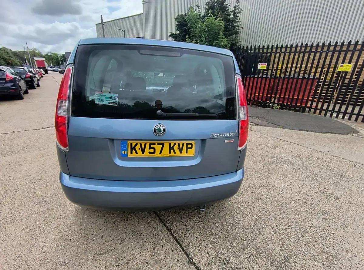 Used Skoda Roomster 105 HP (77 kW) 2007 Grey MPV