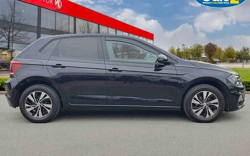 Used VW Polo SE 95 HP (69 kW) 2020 Black Hatchback