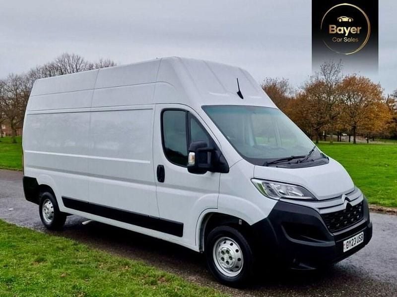 White Used 2023 Citroën Relay Van | £6,985 (Good price) - Image 1/4