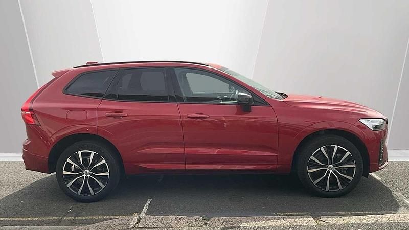 Used Volvo XC60 Ultra 247 HP (181 kW) 2025 Red SUV