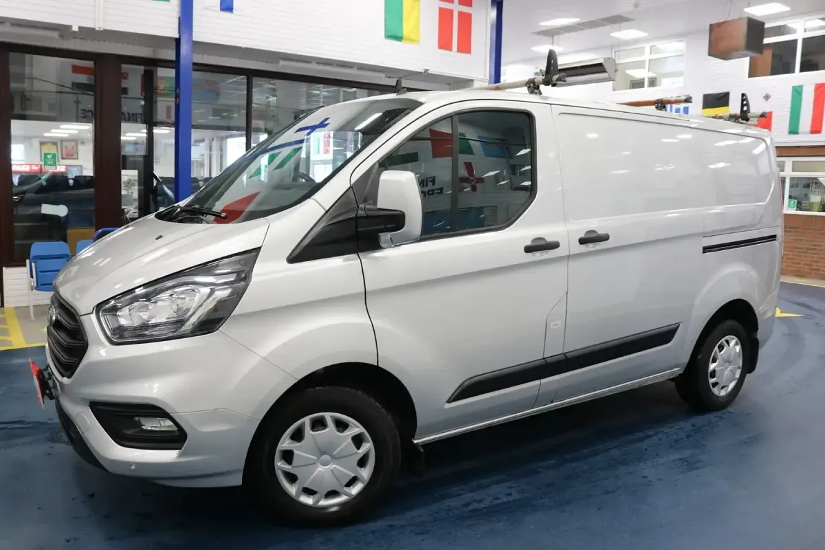 Used Ford Transit Custom Trend 130 HP (95 kW) 2019 Silver Van