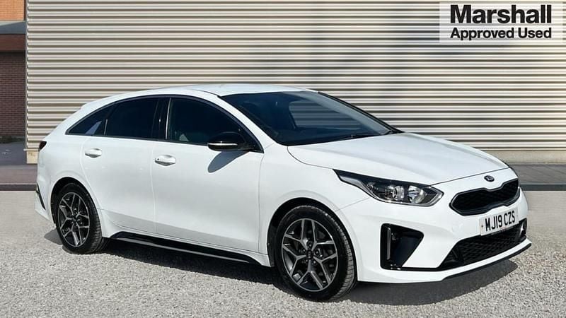 Used Kia ProCeed GT-Line 136 HP (100 kW) 2019 White Estate