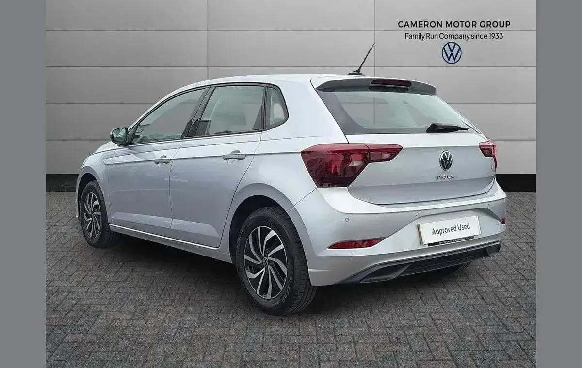 Used VW Polo Life 95 HP (69 kW) 2023 Silver Hatchback