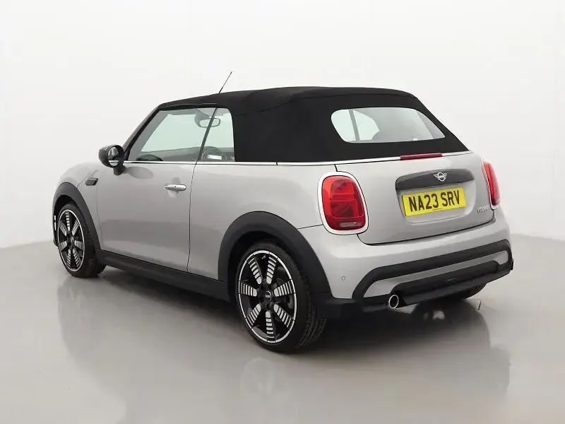 Used Mini Cooper Cabriolet Exclusive 134 HP (98 kW) 2023 Silver Cabriolet