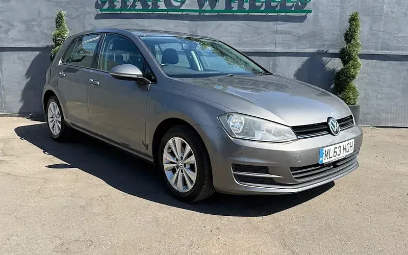 Used VW Golf VII SE 122 HP (89 kW) 2013 Hatchback