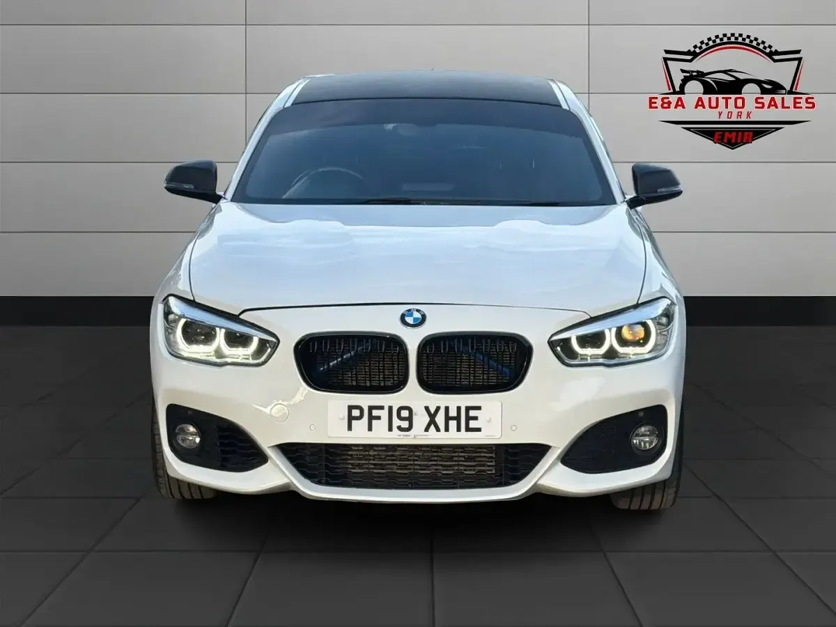 Used BMW 118 Efficient Dynamics 2019 White Hatchback