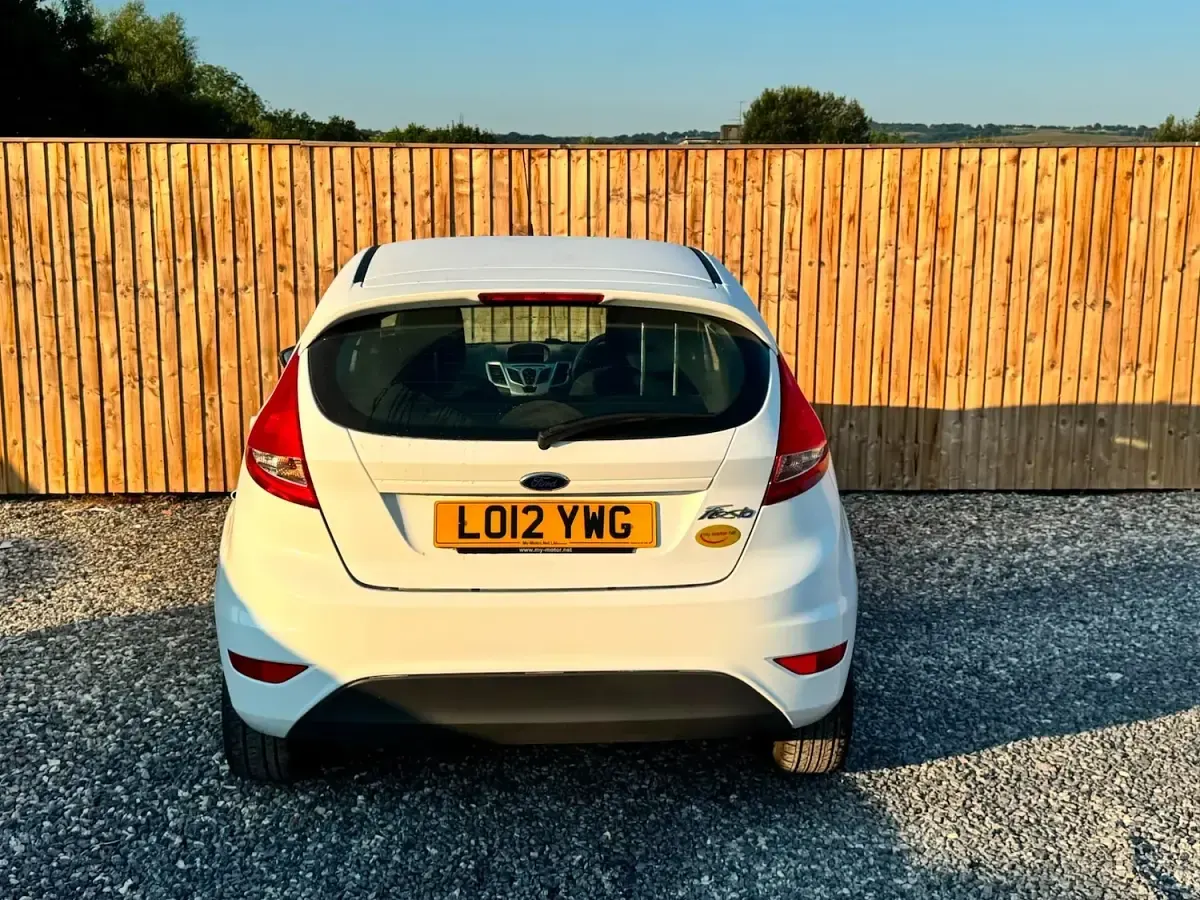 Used Ford Fiesta 2012 White Hatchback