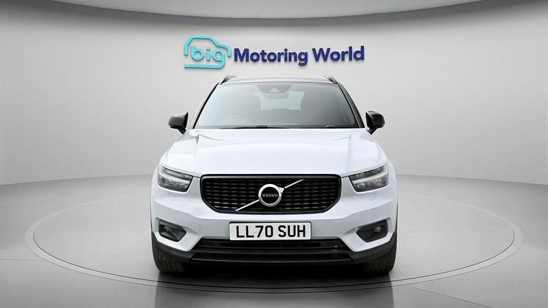 Used Volvo XC40 R-Design Pro 194 HP (142 kW) 2020 SUV