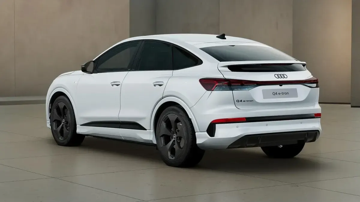 New Audi Q4 Sportback e-tron Black Edition 2026 White SUV