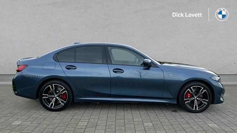 Used BMW 330e M Sport 288 HP (211 kW) 2025 Blue Sedan